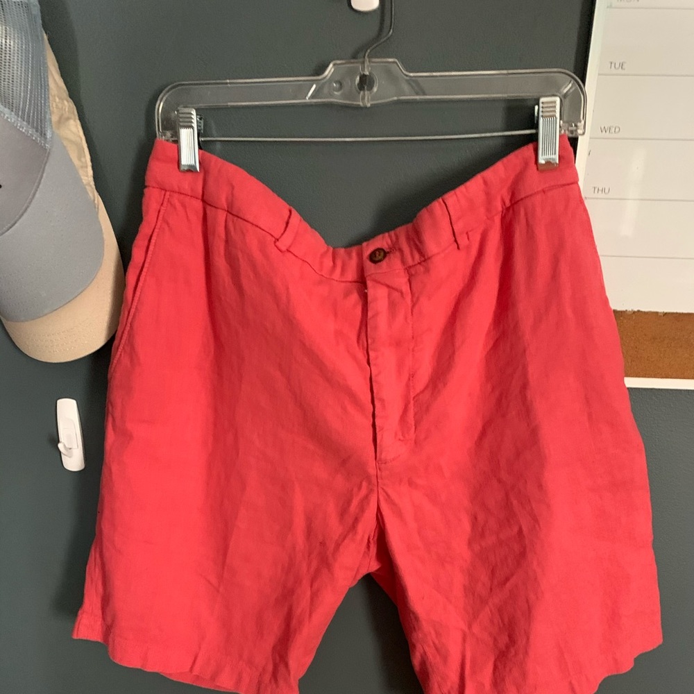 Men’s vineyard vine Greenwich linen shorts coral
